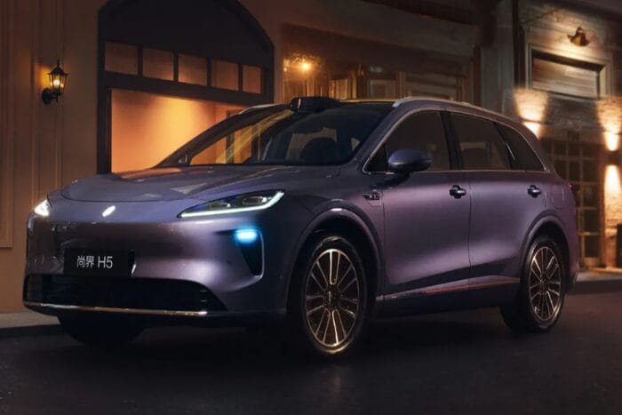 Shangjie h5 huawei saic china cropped