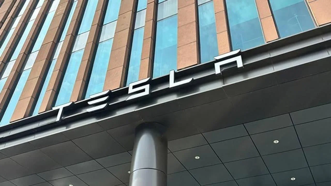 Tesla experience center aerocity delhi india