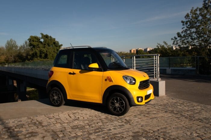 Uny bev wolt prague pilot swappable batteries cropped