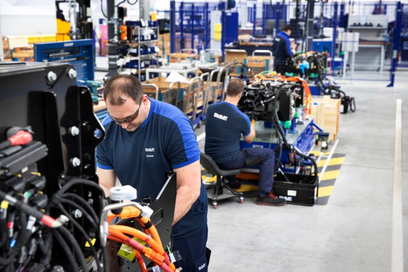 daf e lkw electric truck produktion production 2025 01 min daf e lkw electric truck produktion production 2025 01 min