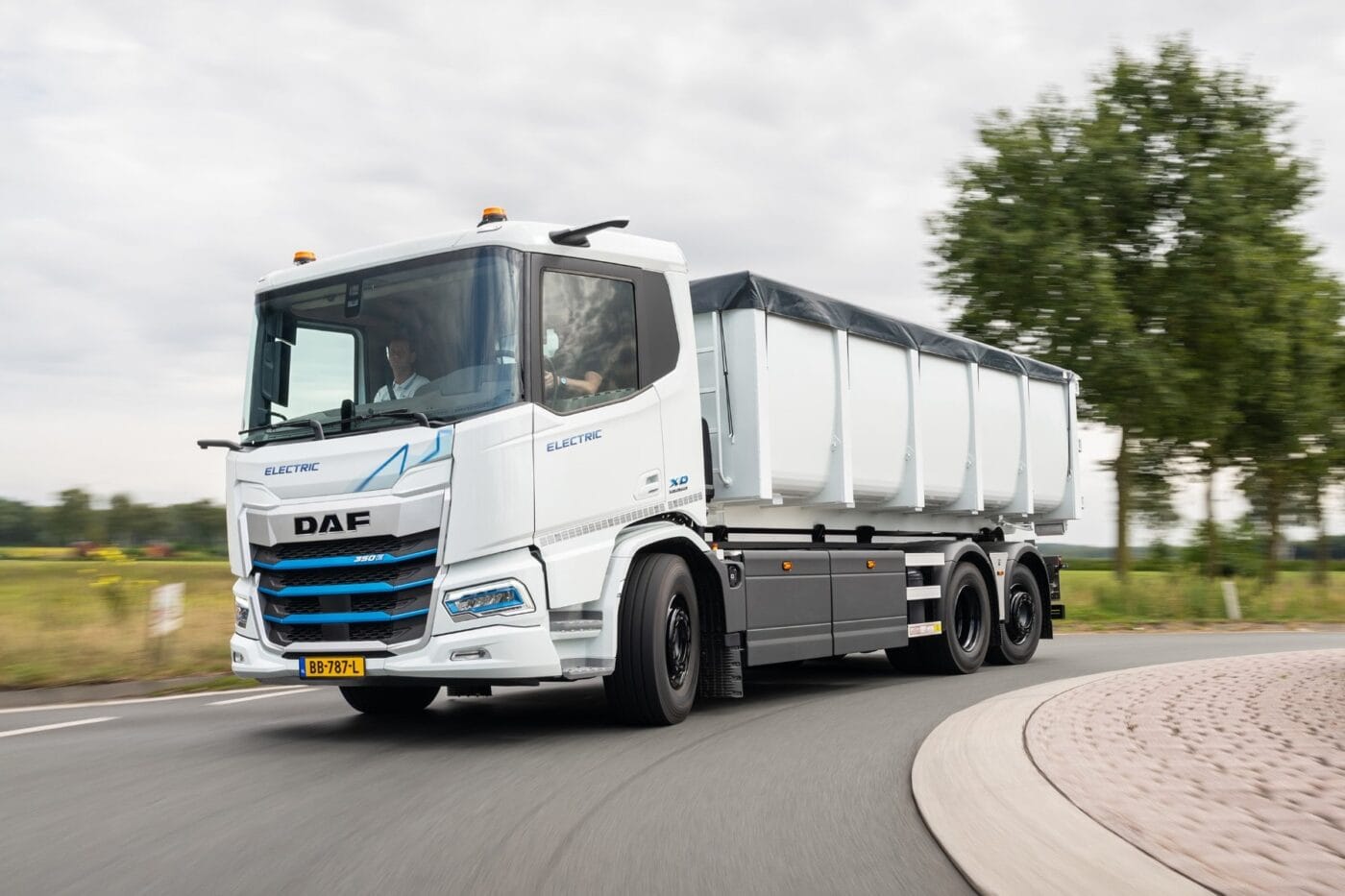 daf xd electric e lkw electric truck niederlande netherlands 2025 01 min daf xd electric e lkw electric truck niederlande netherlands 2025 01 min