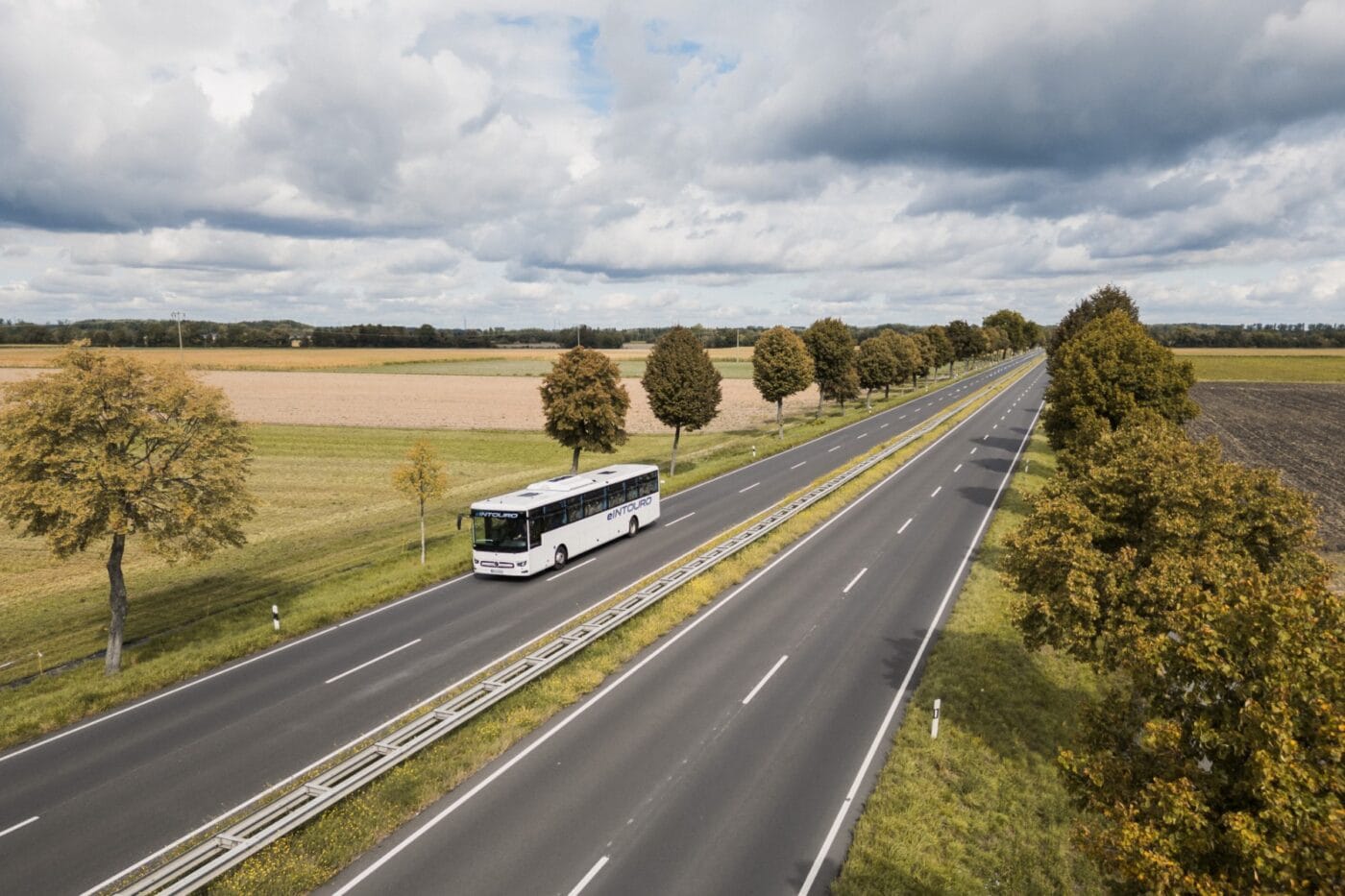 daimler truck eintouro summer testing 2025 05 daimler truck eintouro summer testing 2025 05