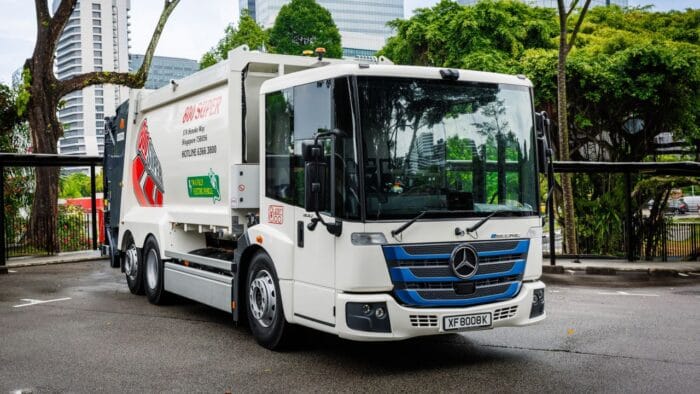 Mercedes benz eeconic singapur