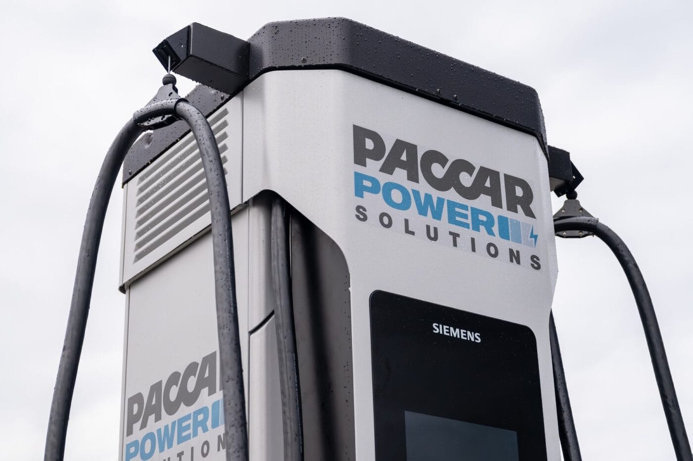 paccar power solutions ladestation charging station 2025 01 min paccar power solutions ladestation charging station 2025 01 min