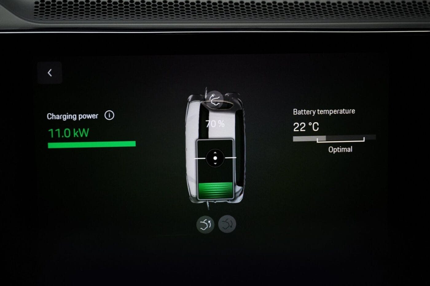 porsche cayenne induktives laden inductive charging 2025 05 min porsche cayenne induktives laden inductive charging 2025 05 min