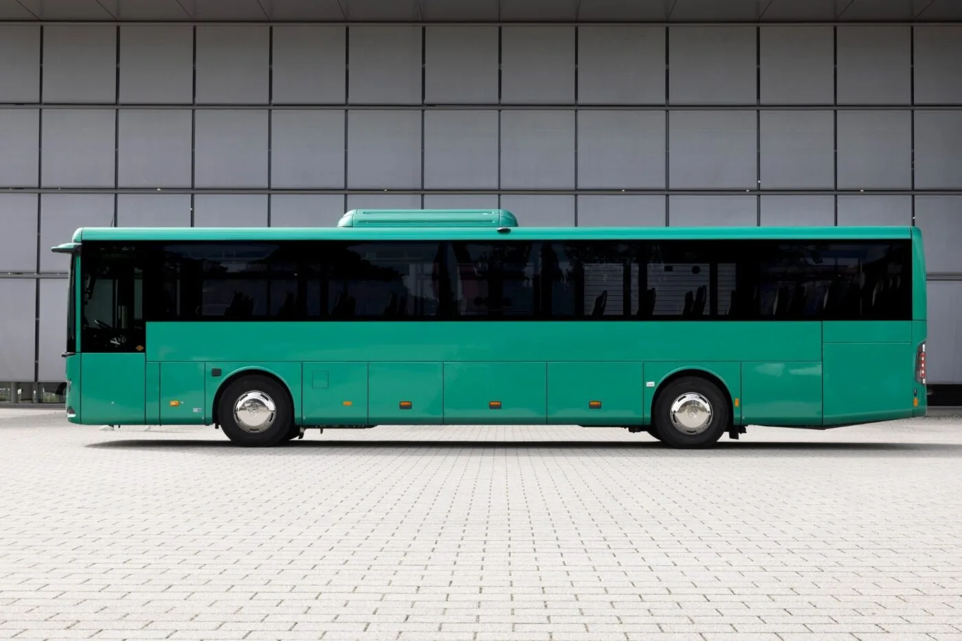 Daimler buses mercedes benz eintouro elektrobus electric bus min