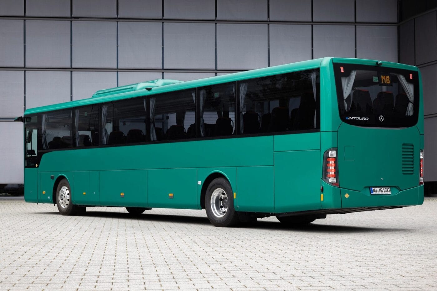 daimler buses mercedes benz eintouro m elektrobus electric bus 2025 03 min Daimler buses mercedes benz eintouro m elektrobus electric bus min