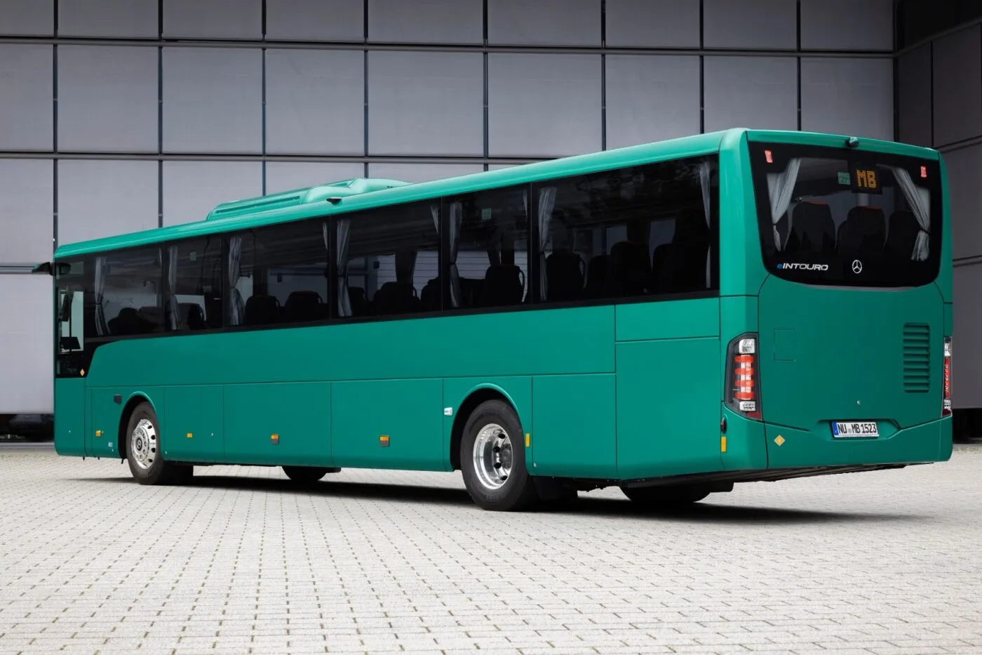Daimler buses mercedes benz eintouro m elektrobus electric bus min