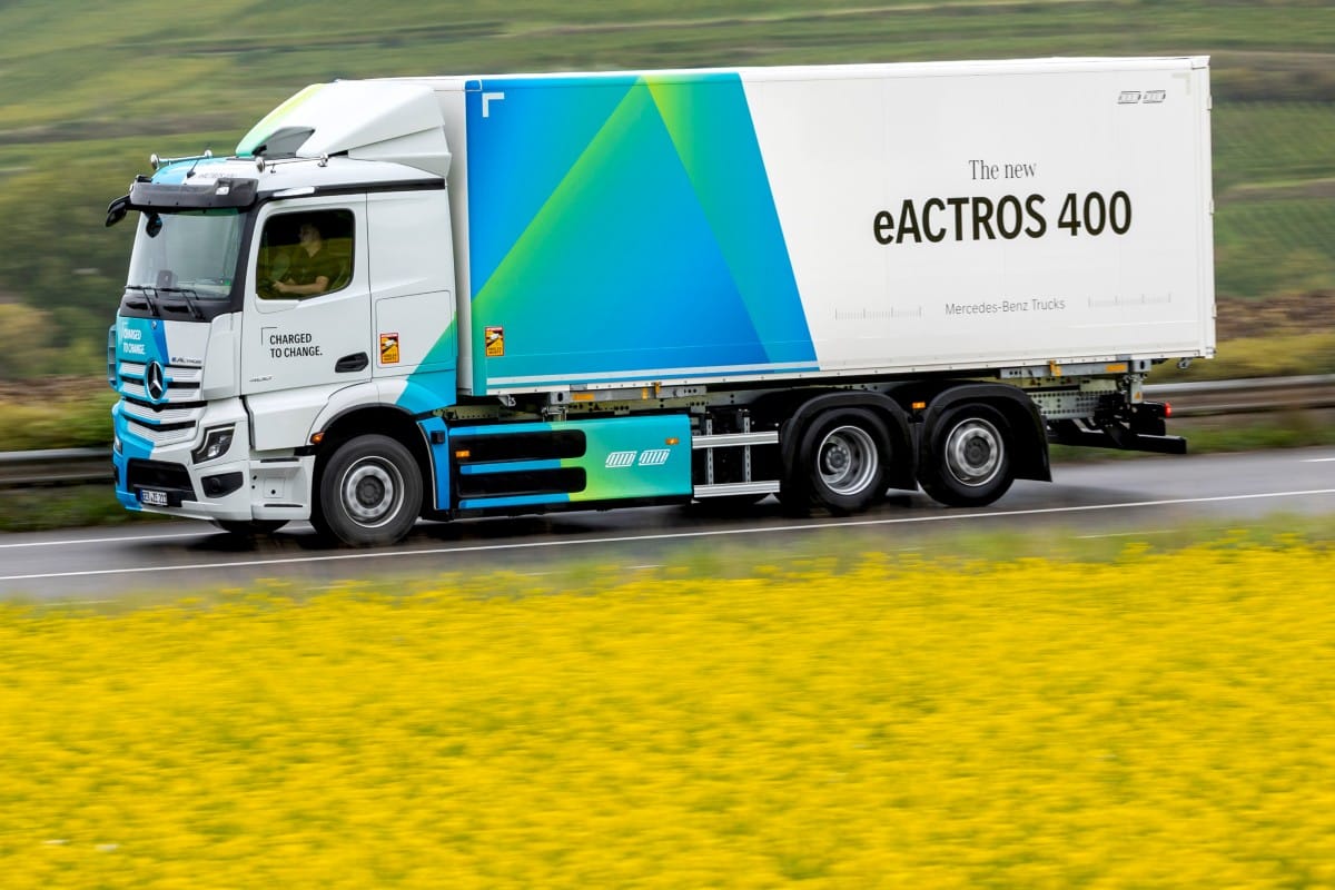 Daimler camión eactros hintergrund