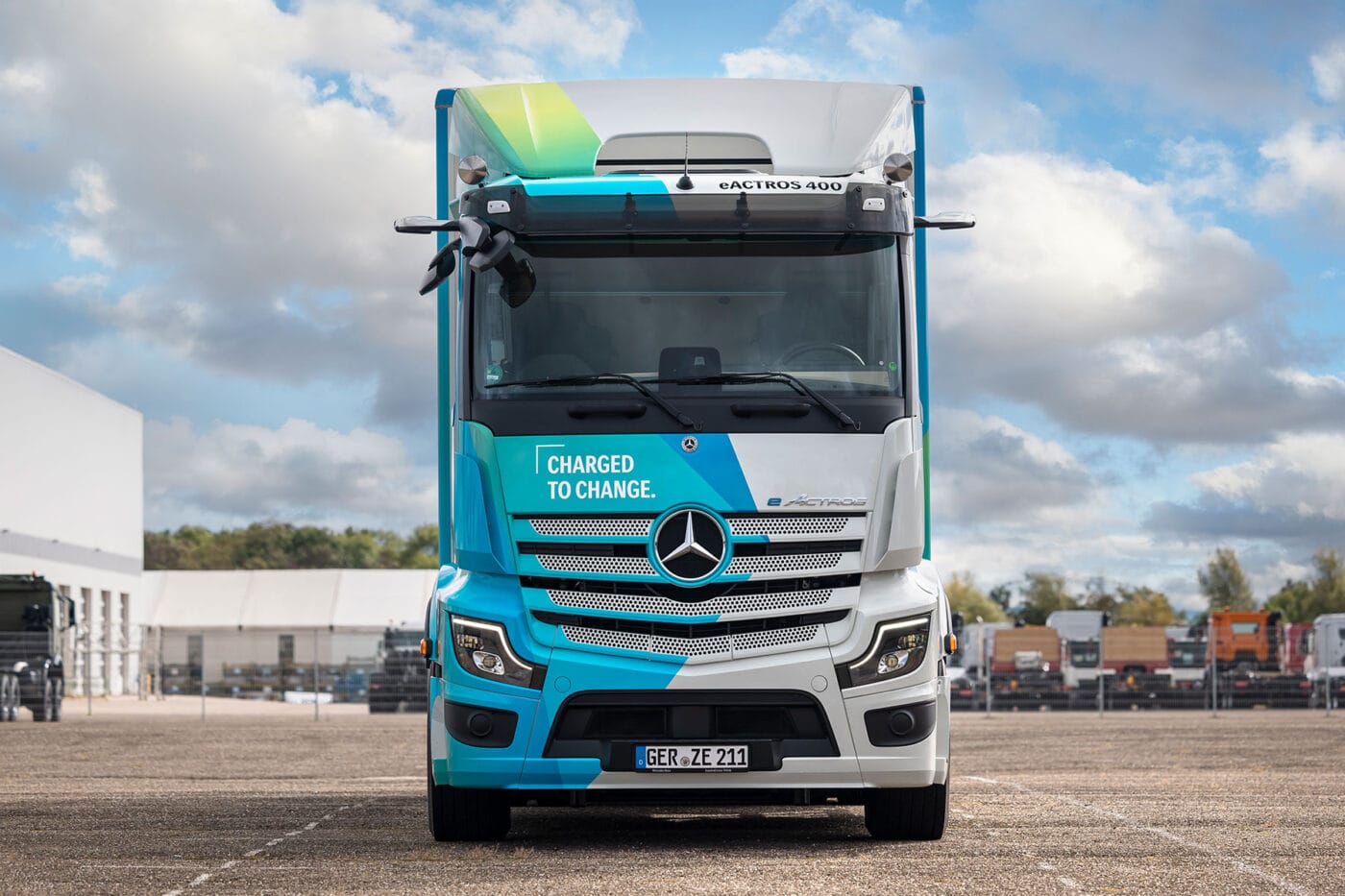 camión daimler mercedes benz eactros 400 e lkw camión eléctrico 2025 14 Daimler camión mercedes benz eactros e lkw camión eléctrico