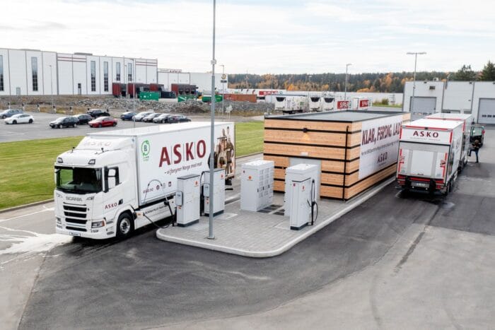 Kempower mcs megawatt ladestation estación de carga scania e lkw camión eléctrico akso norwegen noruega min