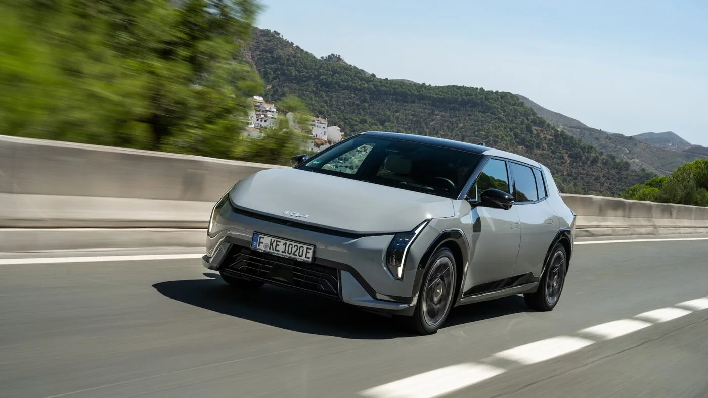 kia ev4 gt line wolf gray dynamic digital 1920x1080 003 Kia ev4 gt line wolf gray dynamic digital