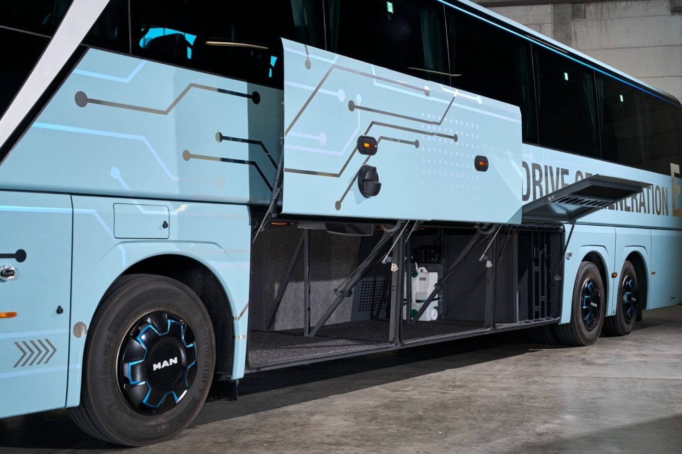 man lions coach e elektrobus electric bus 2025 05 min Man lions coach e elektrobus electric bus min