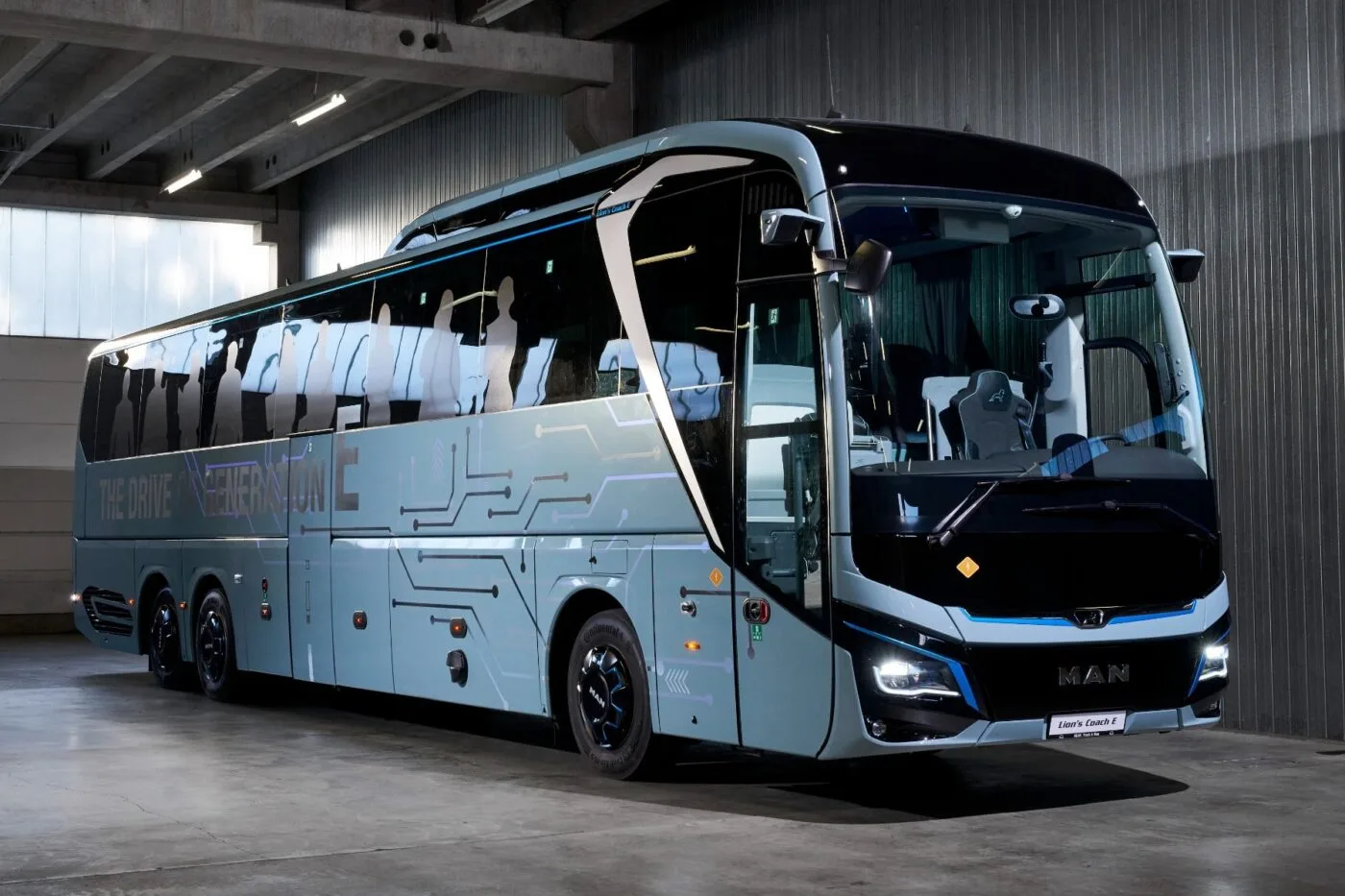 Man lions coach e elektrobus electric bus min