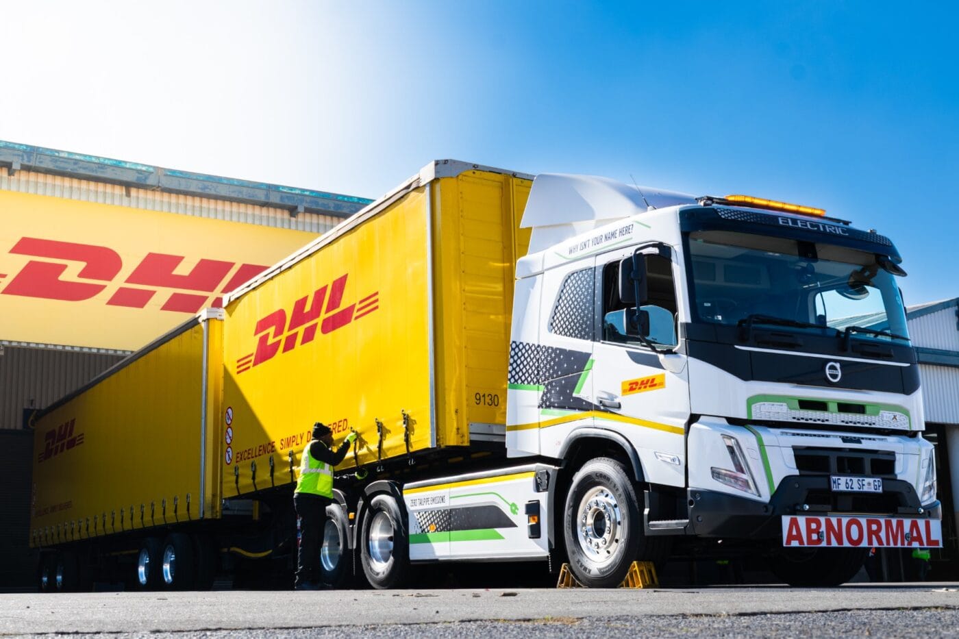 volvo trucks fmx electric e lkw electric truck dhl afrika africa 2025 02 Volvo trucks fmx electric e lkw electric truck dhl afrika africa