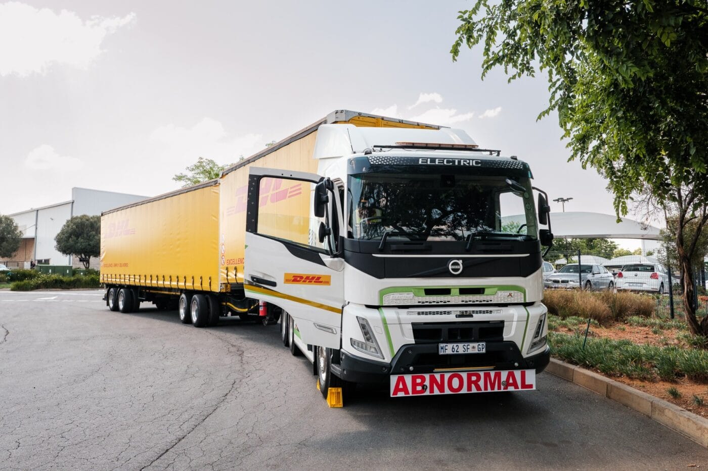 volvo trucks fmx electric e lkw electric truck dhl afrika africa 2025 03 Volvo trucks fmx electric e lkw electric truck dhl afrika africa