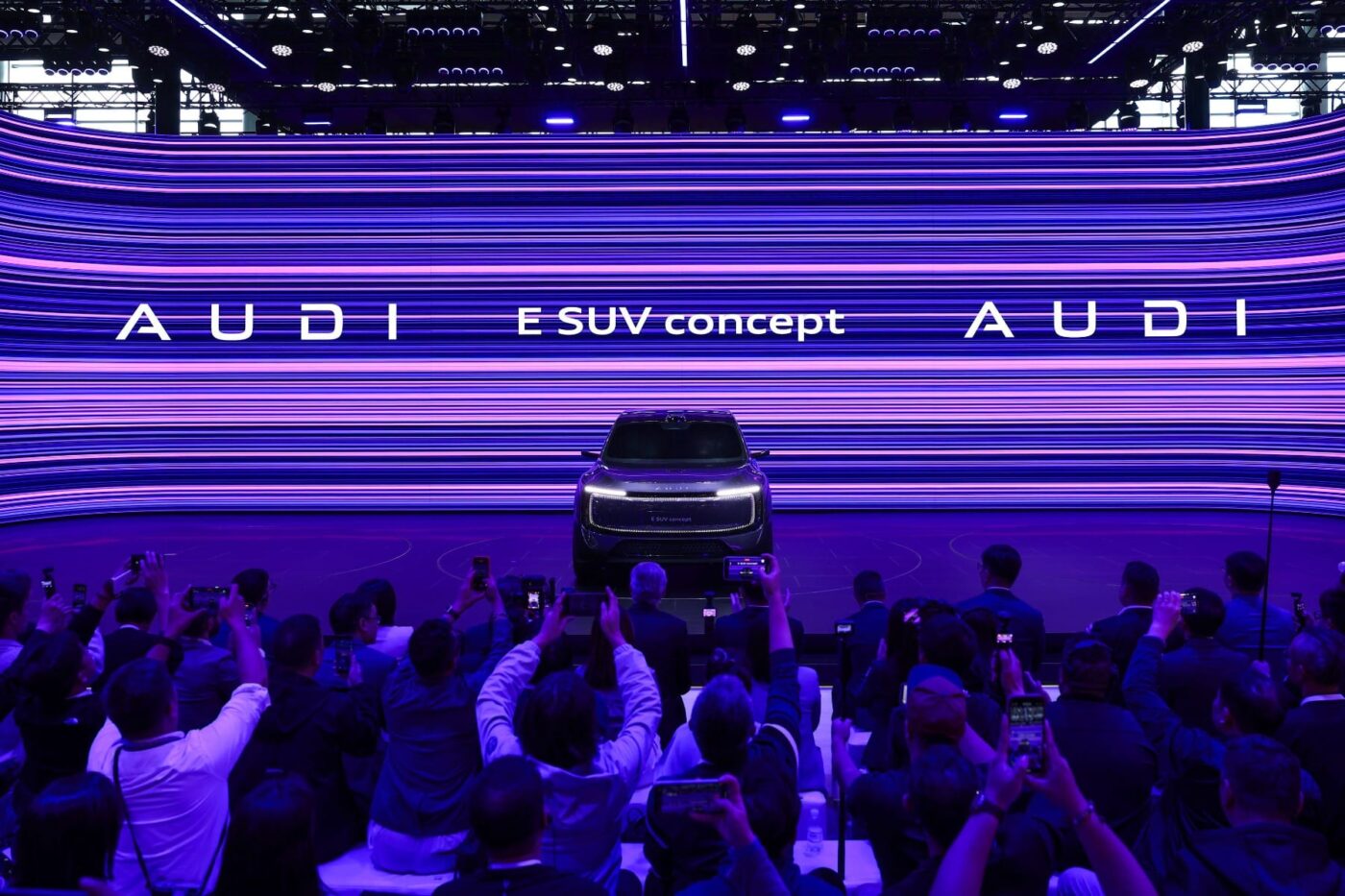 audi e suv 7 cropped Audi e suv cropped