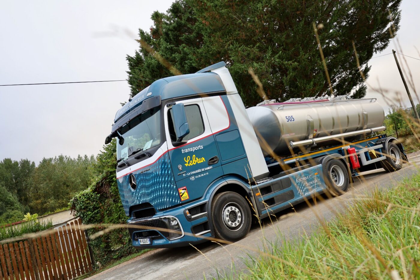Daimler truck transports lebrun electric trucks eactros winery