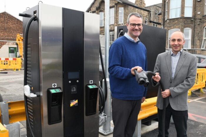 East yorkshire autobuses eléctricos infraestructura ccs uk recortada