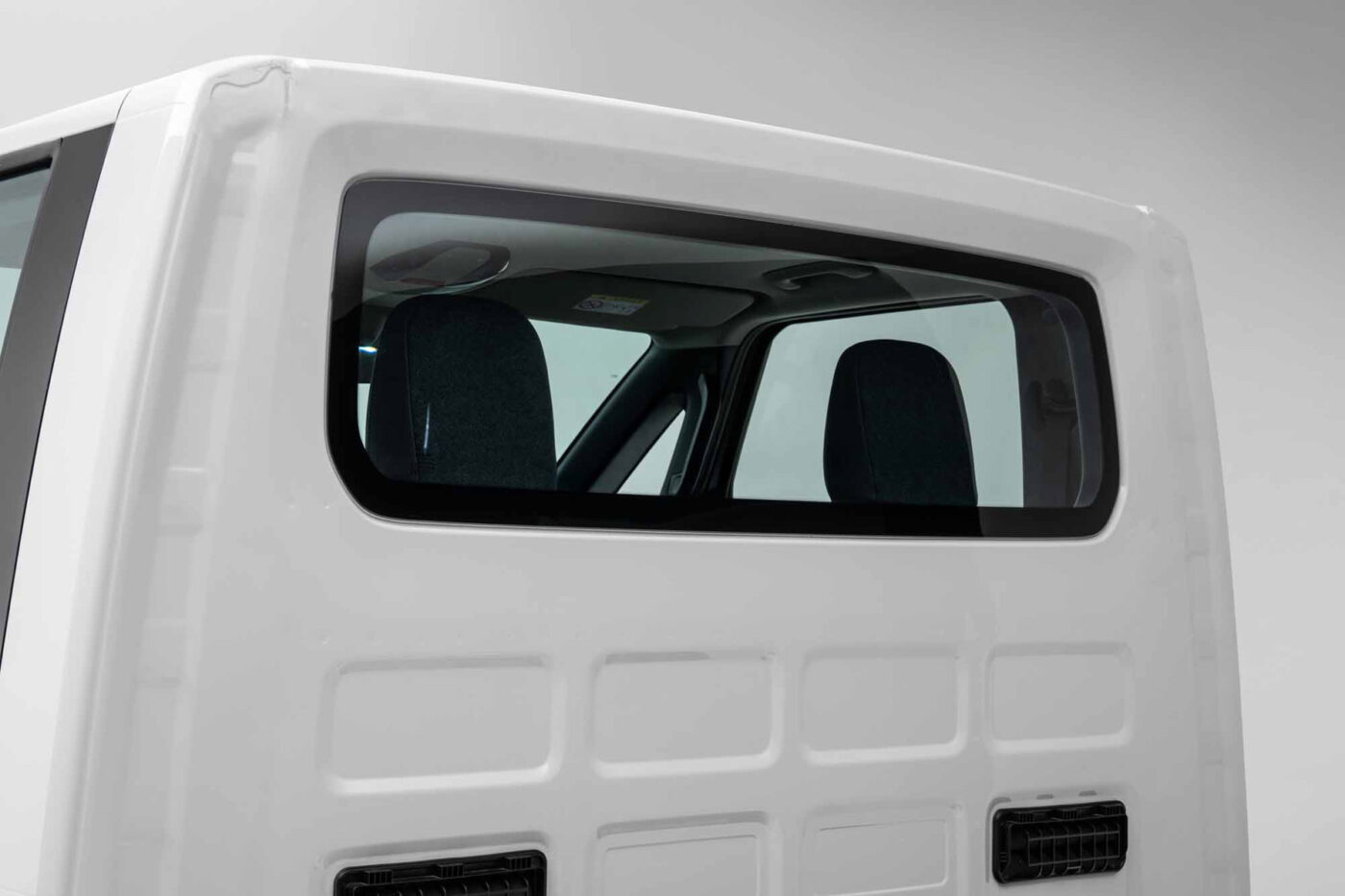 kia pv5 chassis cab solutrans 2025 04 Kia pv5 chassis cab solutrans