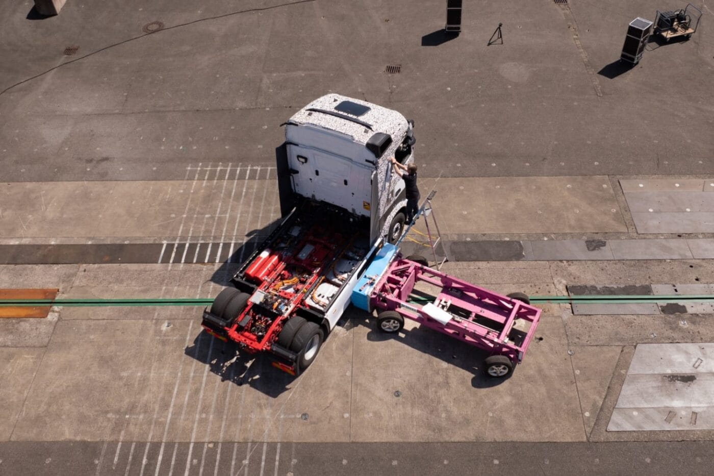Mercedes benz eactros crashtest
