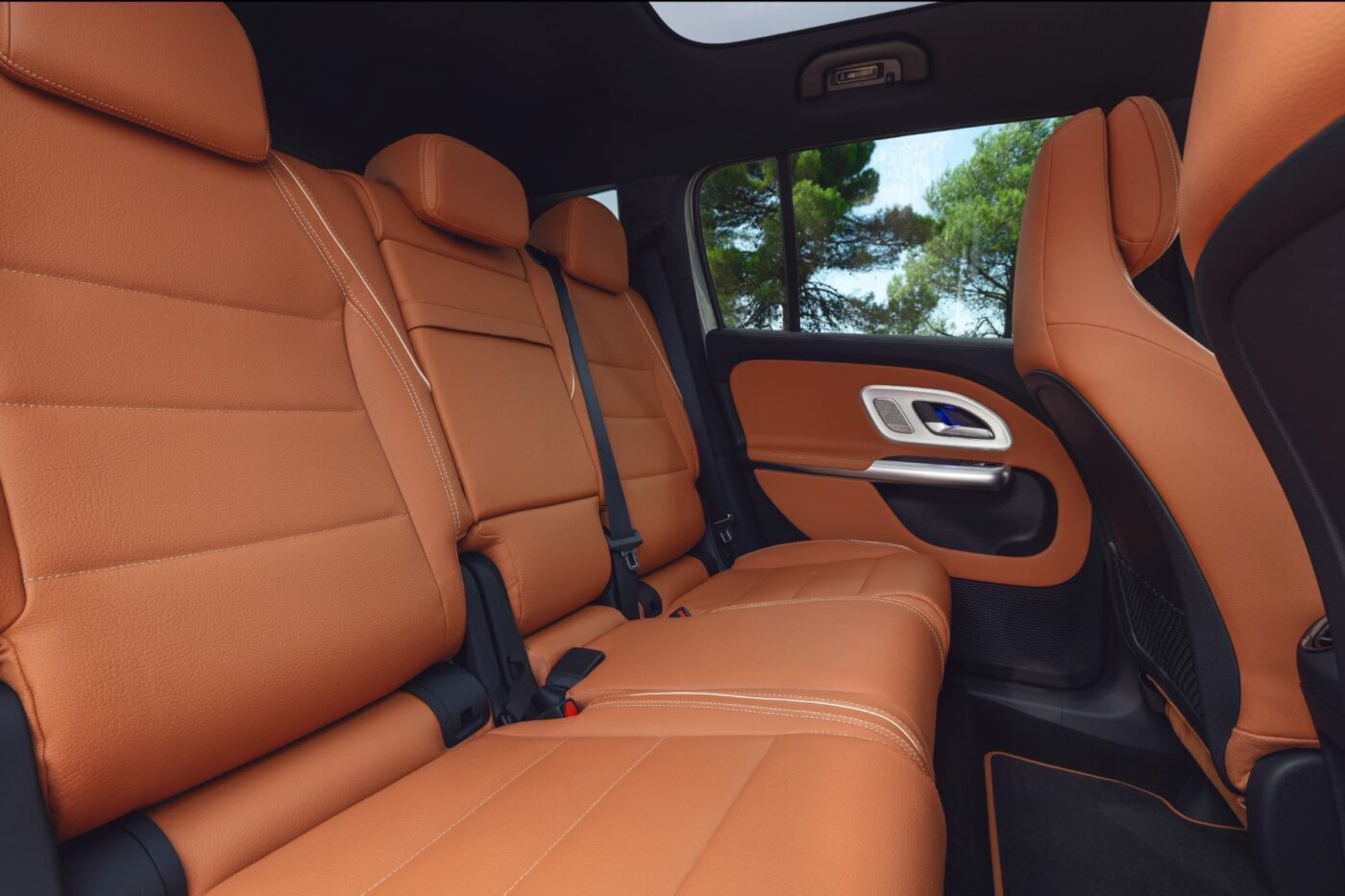 mercedes benz glb 2025 07 min Mercedes benz glb min