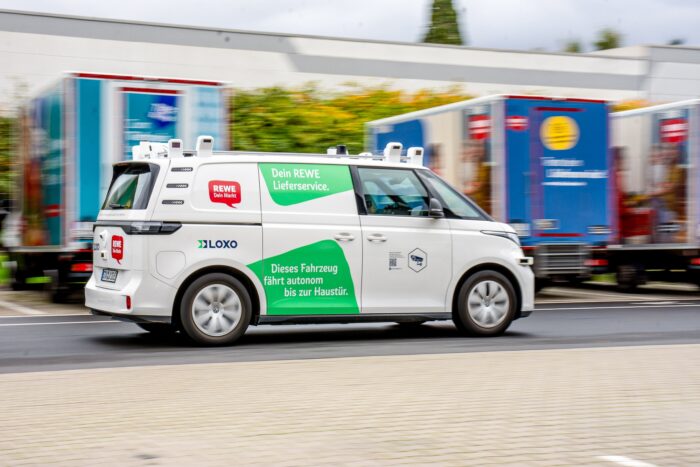 Rewe id buzz autonomes fahrzeug bochum