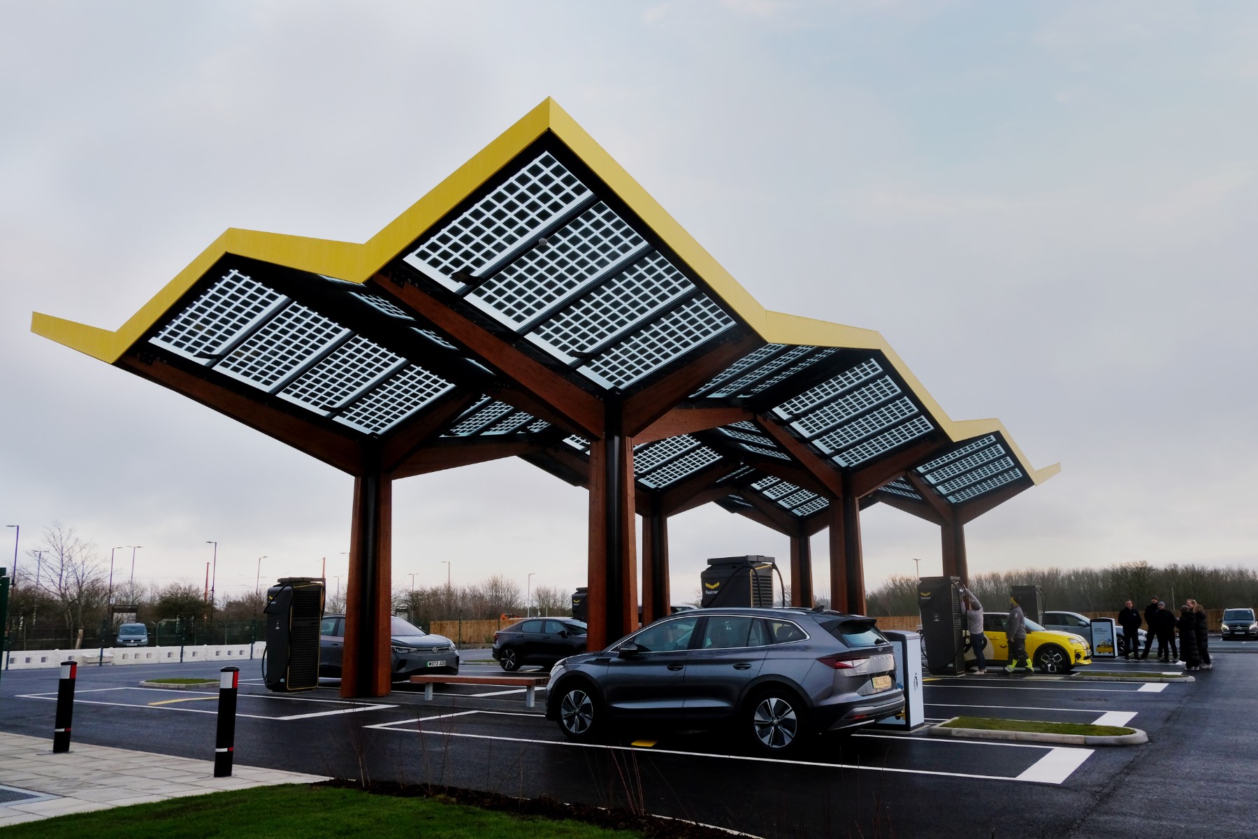 New Fastned rapid chargers for UK's North East - electrive.com