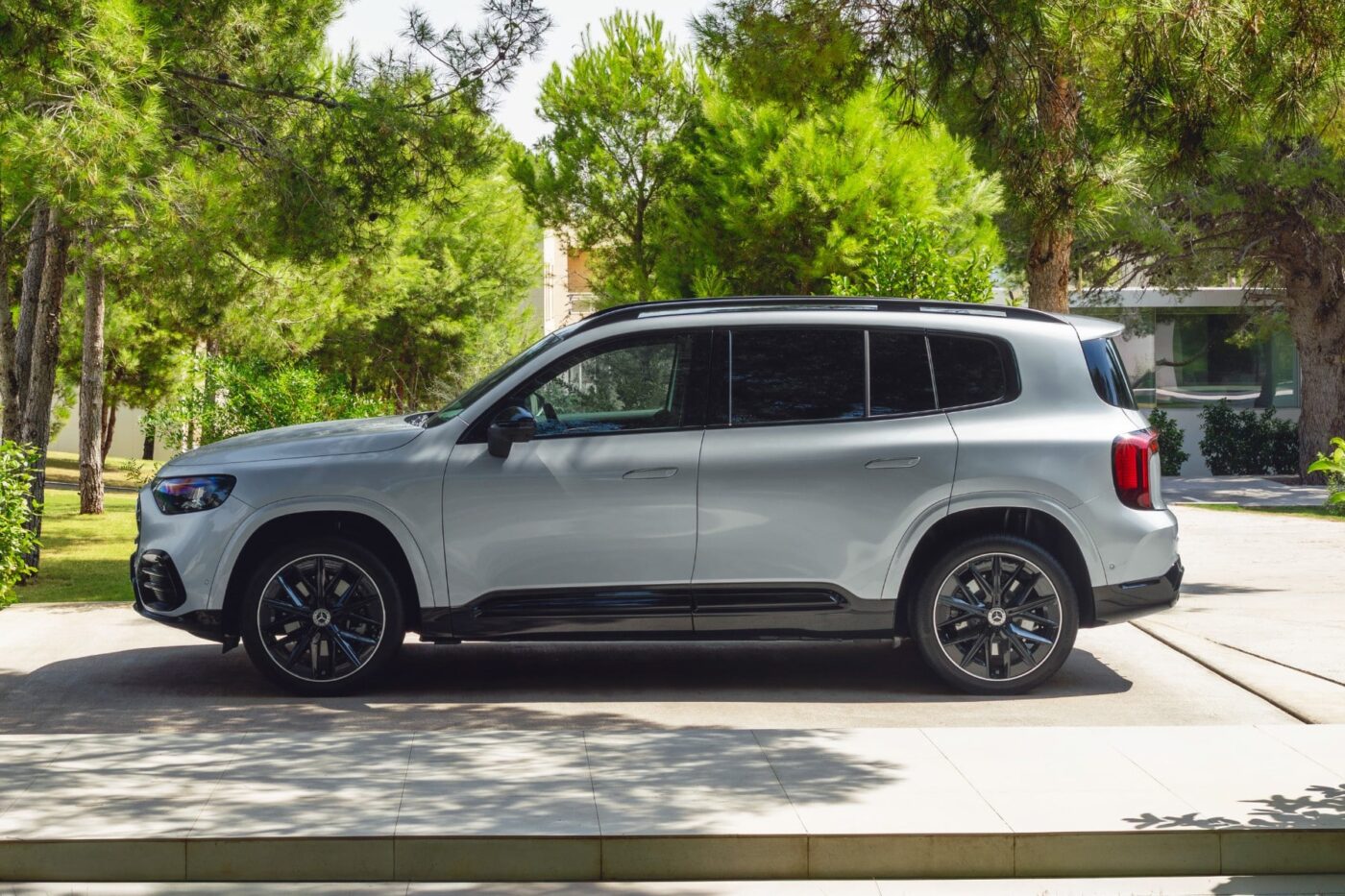 Mercedes benz glb eq min