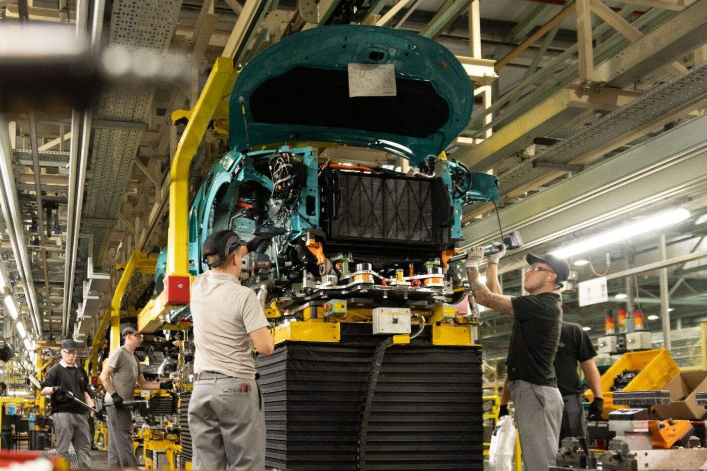 nissan leaf sunderland produktion production 2025 05 min Nissan leaf sunderland produktion production min