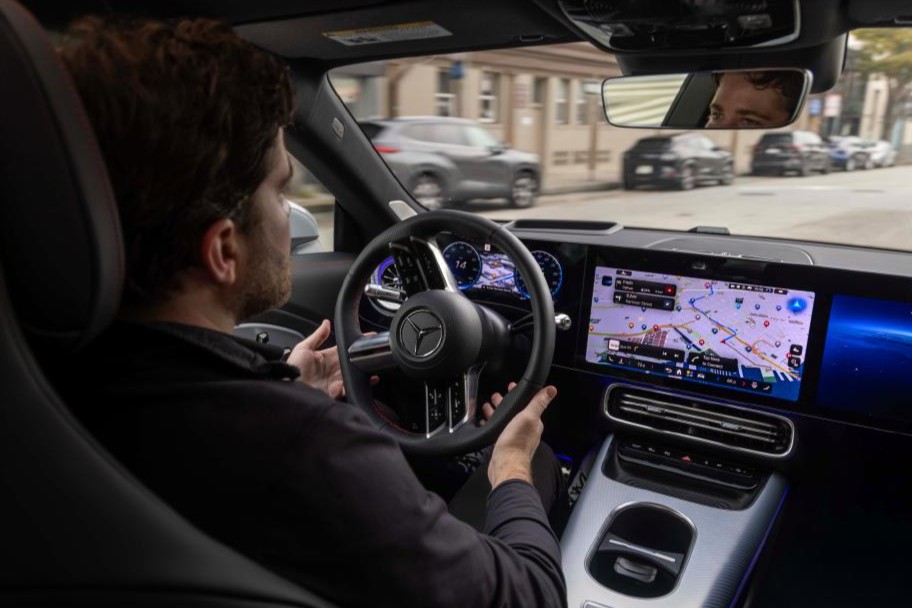 Mercedes benz cla mbdrive assist pro