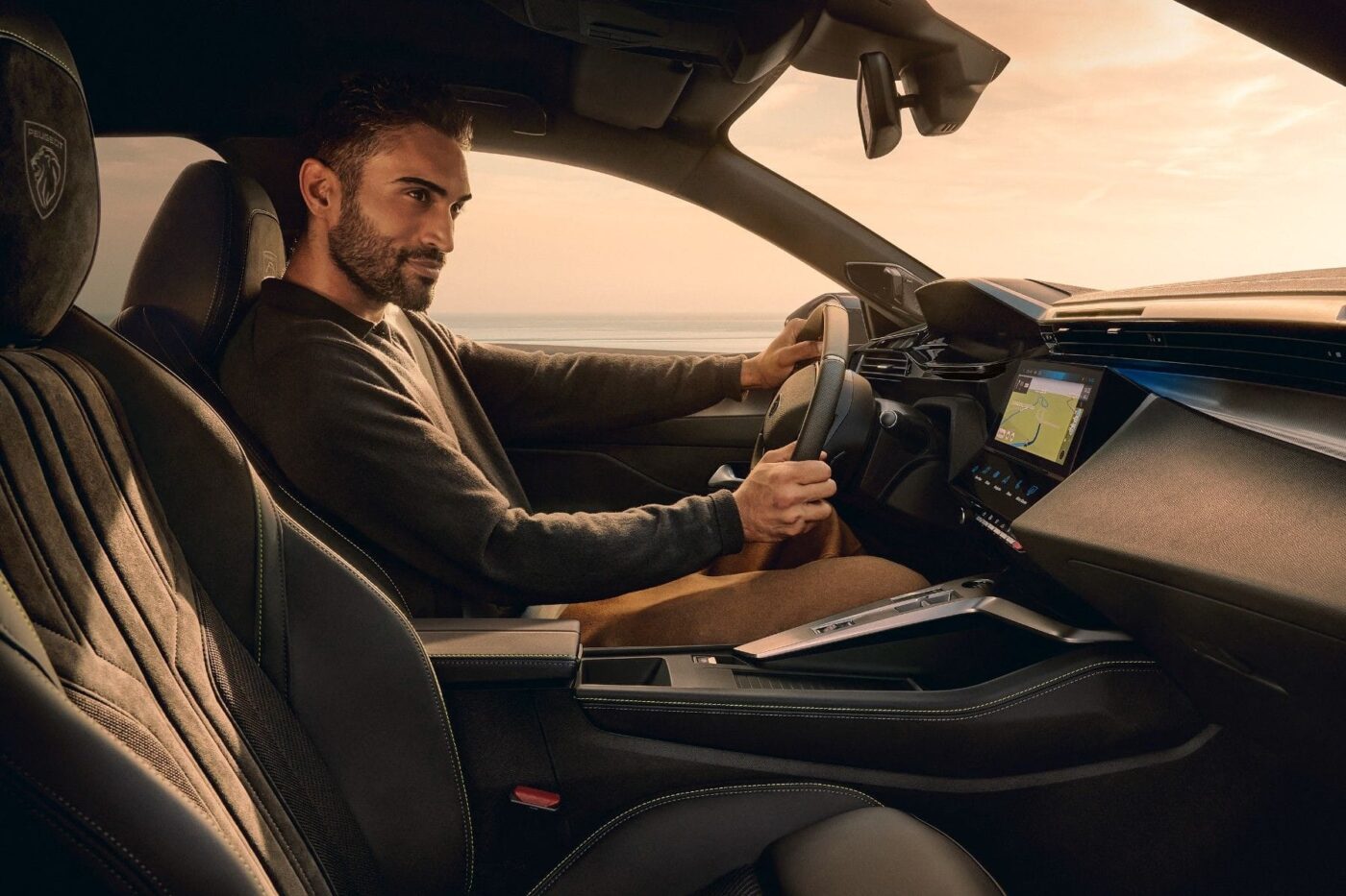 peugeot e 408 facelift 2026 03 min Peugeot e facelift min