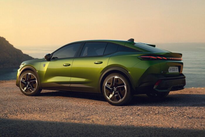 Peugeot e facelift min