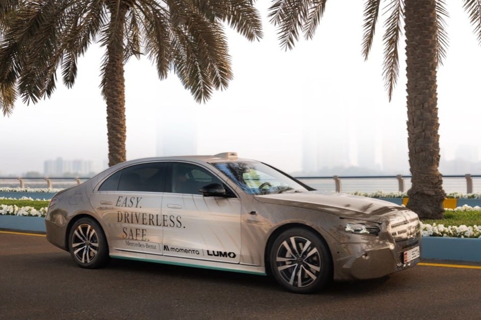 Robotaxi momenta mercedes benz s klasse abu dhabi