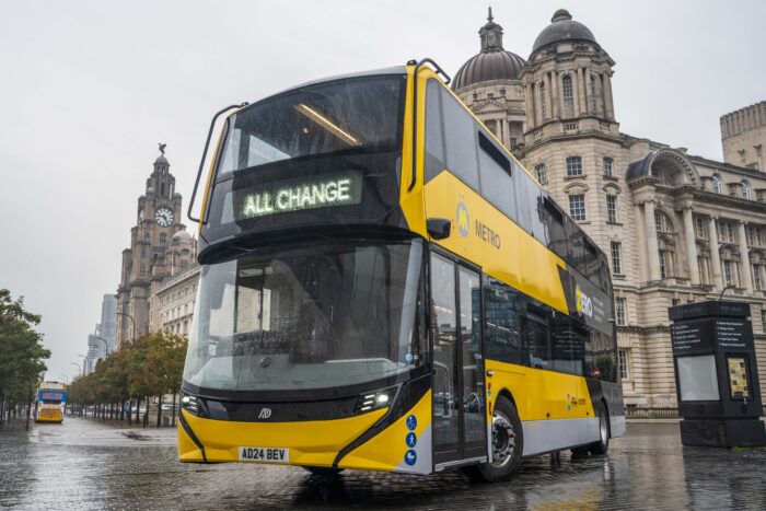 Alexander dennis enviro400ev para la región de liverpool city
