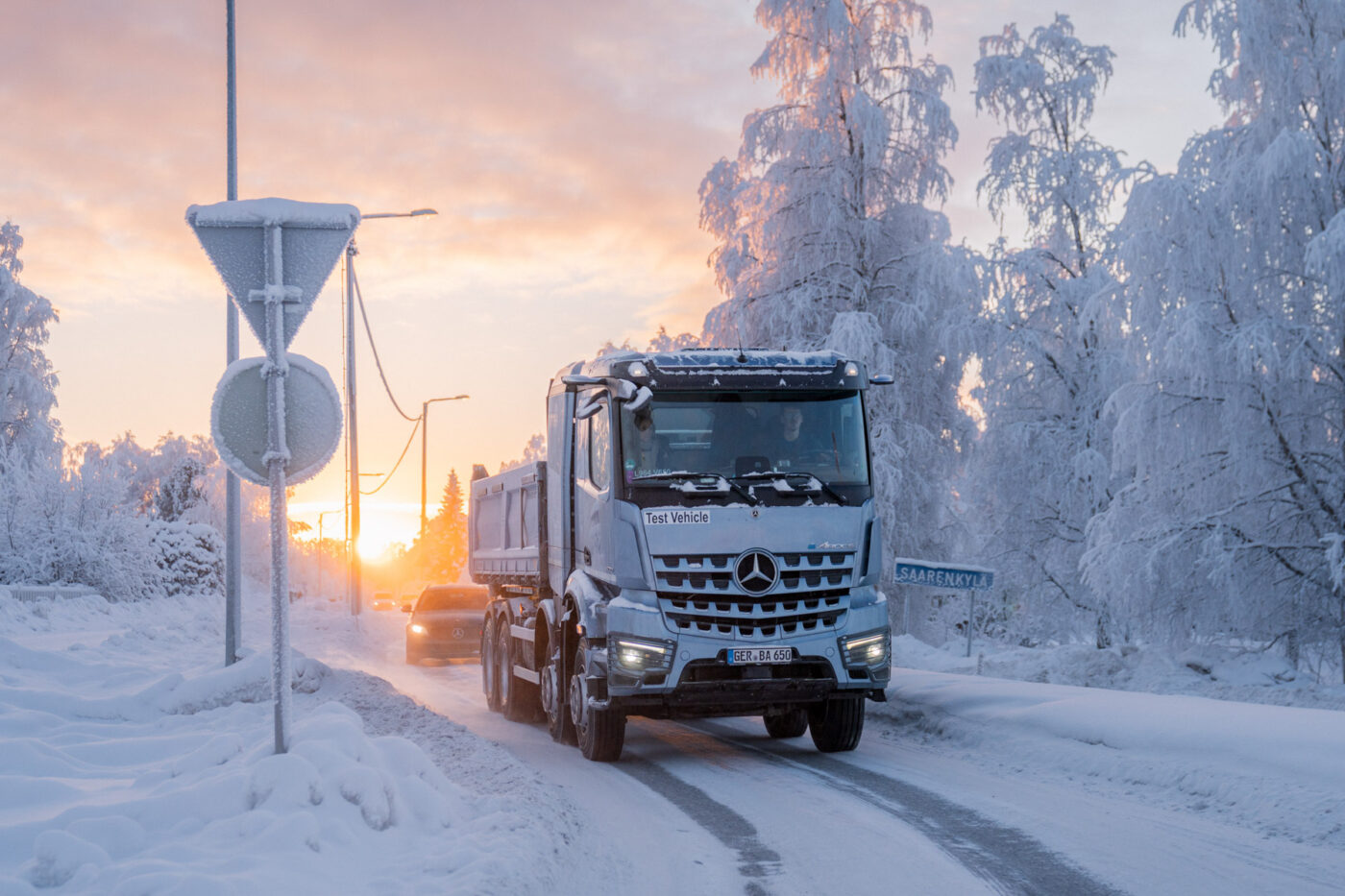 Prueba de invierno de los earocs para camiones Daimler