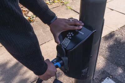 Harrow londres chargy farolas estaciones de recarga ac
