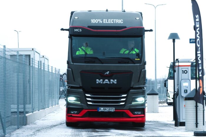 Man e lkw etgx mcs megawattladen schweden norrkoepping kempower