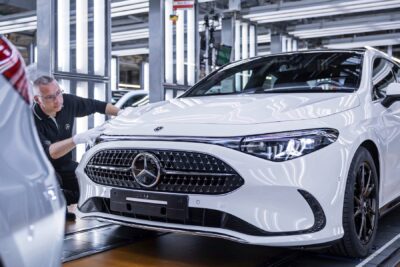 Mercedes benz cla produktion rastatt