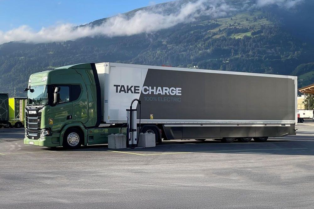 Scania e lkw camión eléctrico kempower ladestation estación de carga min