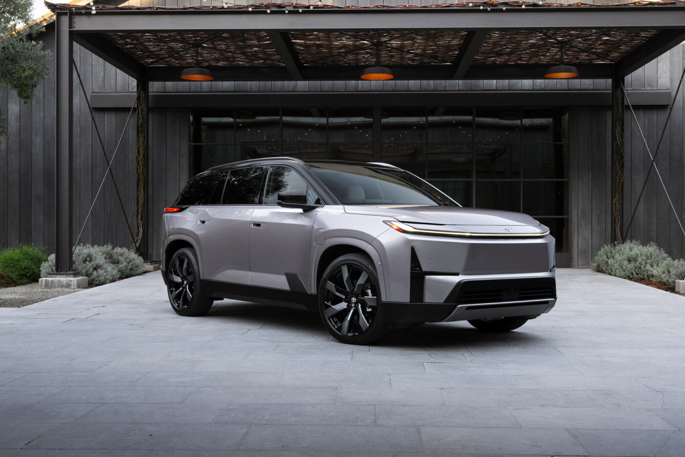 Toyota highlander bev