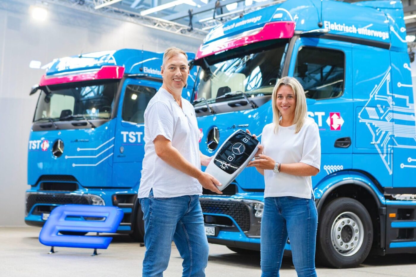 Tst e lkw eactros