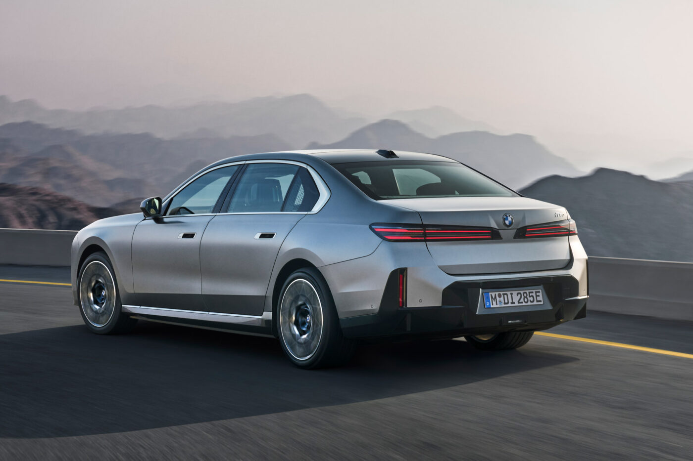 Bmw i7 xdrive facelift