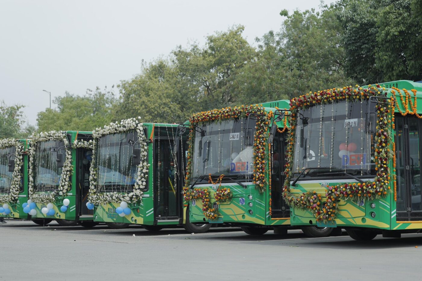 Delhi transport corporation dtc jbm ecolife y pmi electro mobility buses