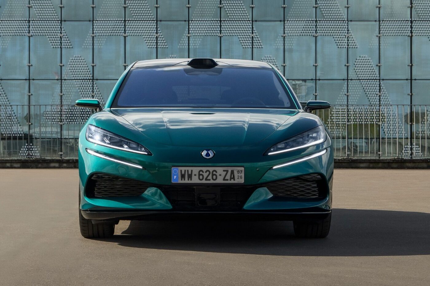 denza z9gt frankreich france 2026 011 min Denza z9gt frankreich france min