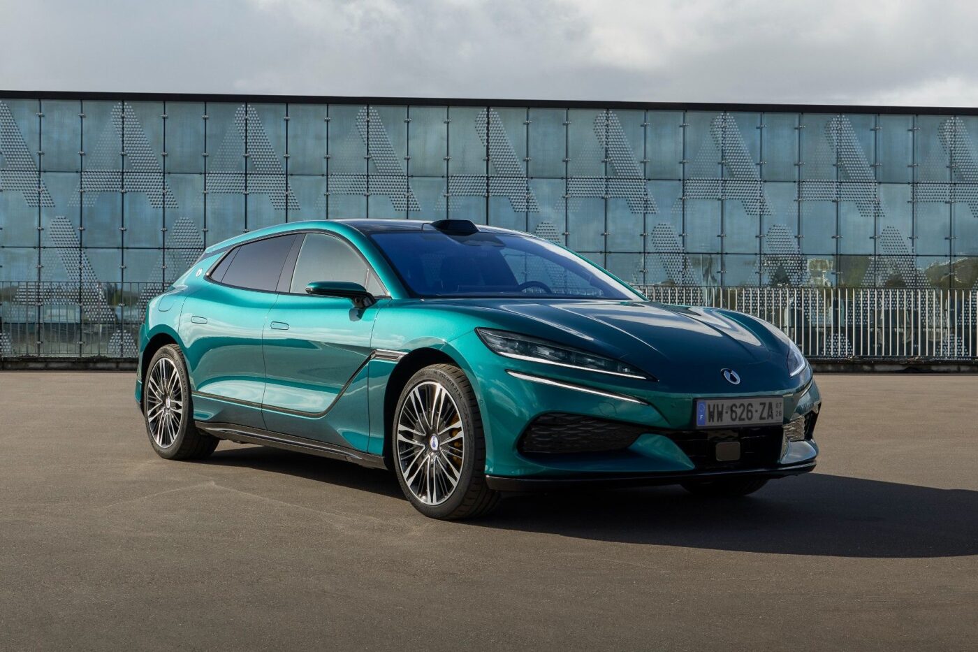 denza z9gt frankreich france 2026 07 min Denza z9gt frankreich france min
