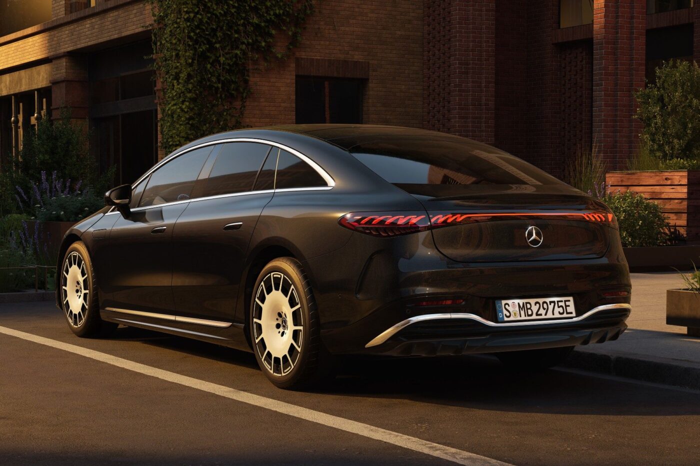 Mercedes benz eqs modelljahr min