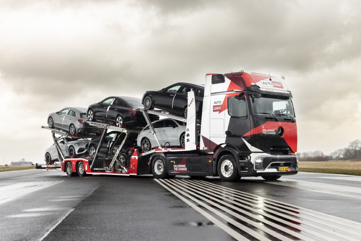 Camiones Mercedes benz eactros autotransporter