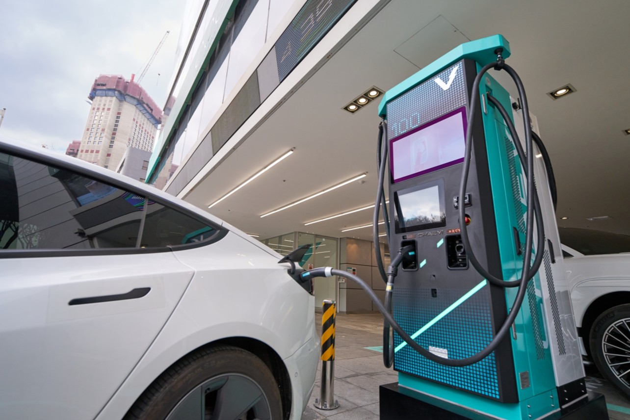 Tesla chaevi suedkorea ladestation