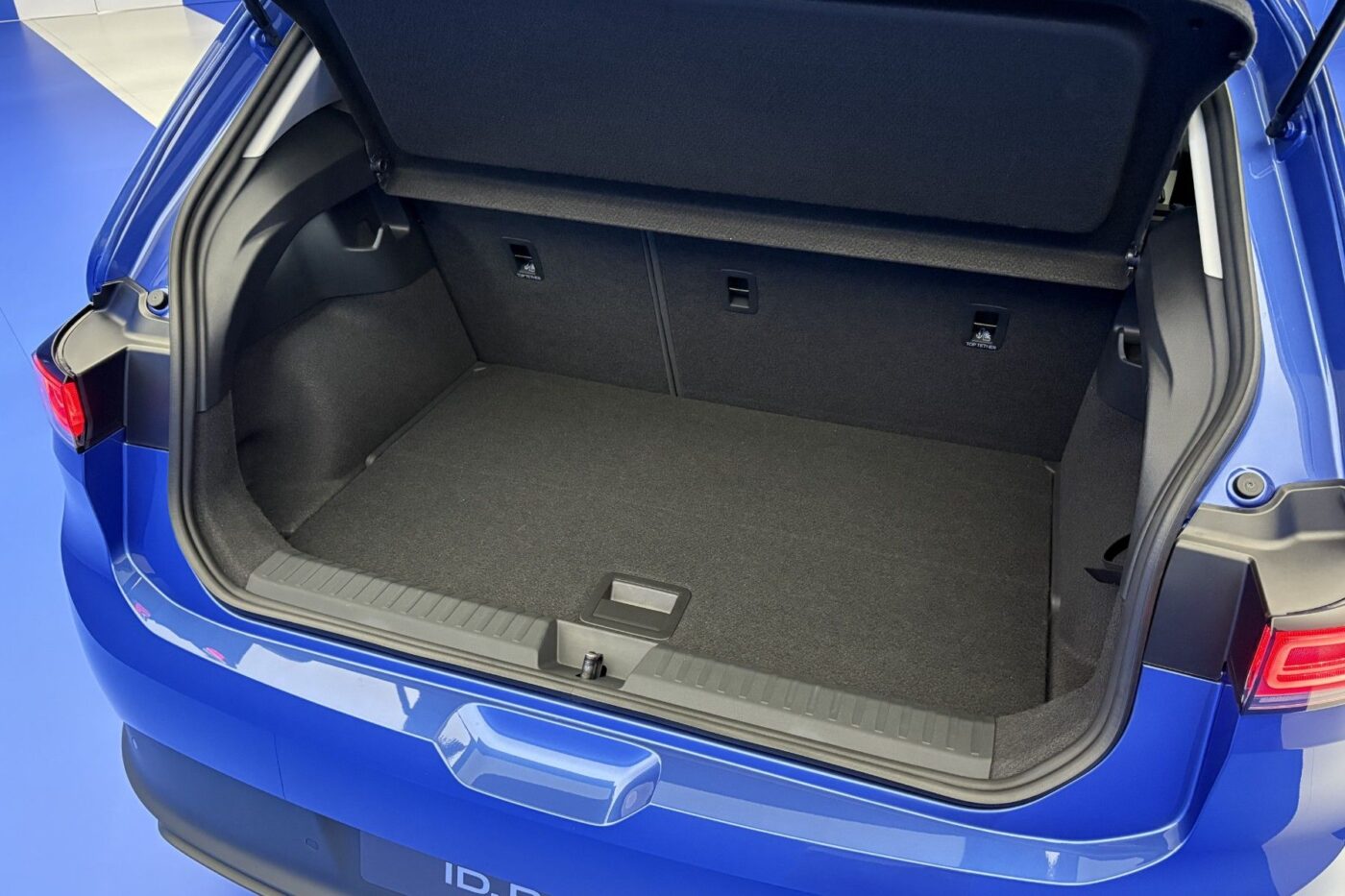 Volkswagen id polo min